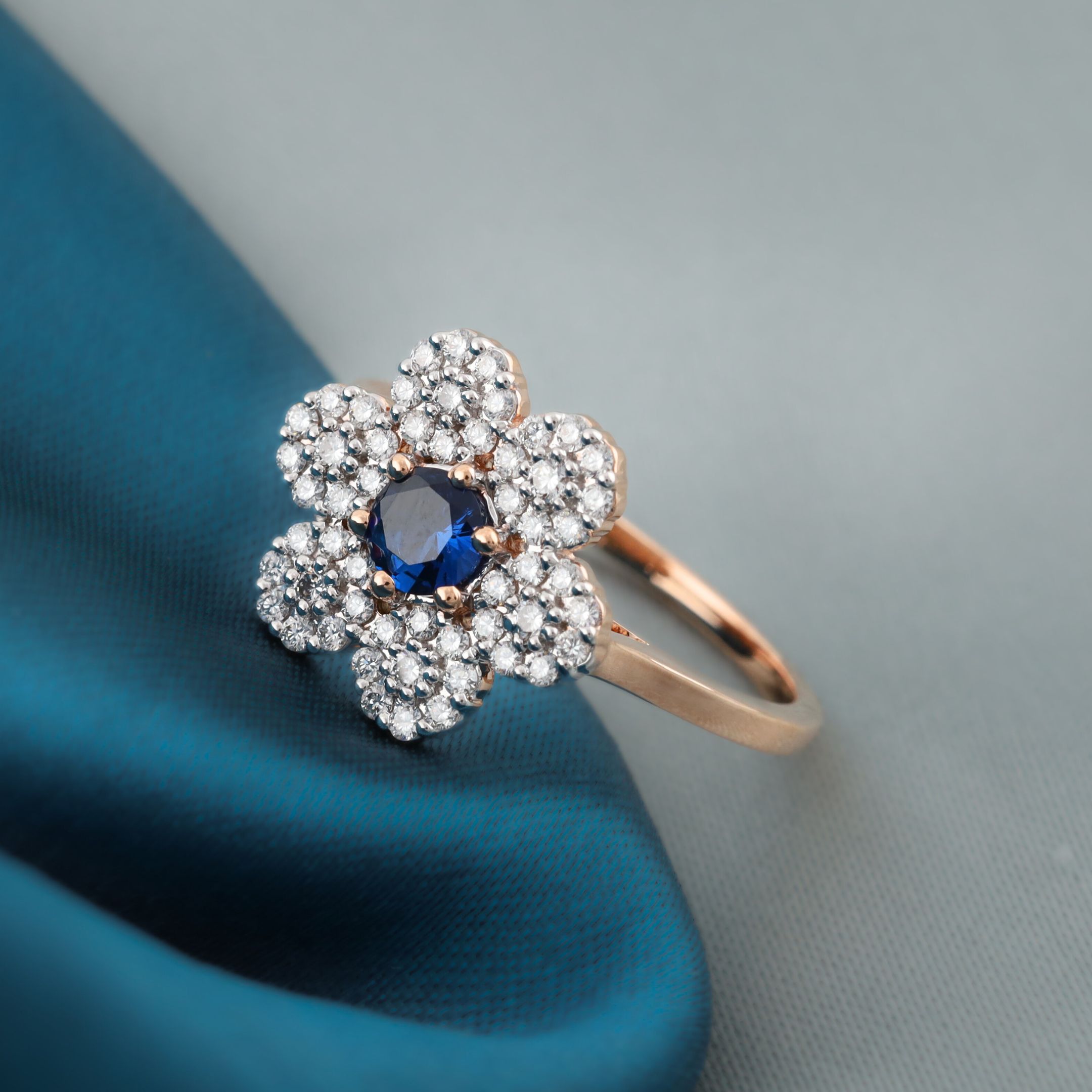 The Flawset Ring