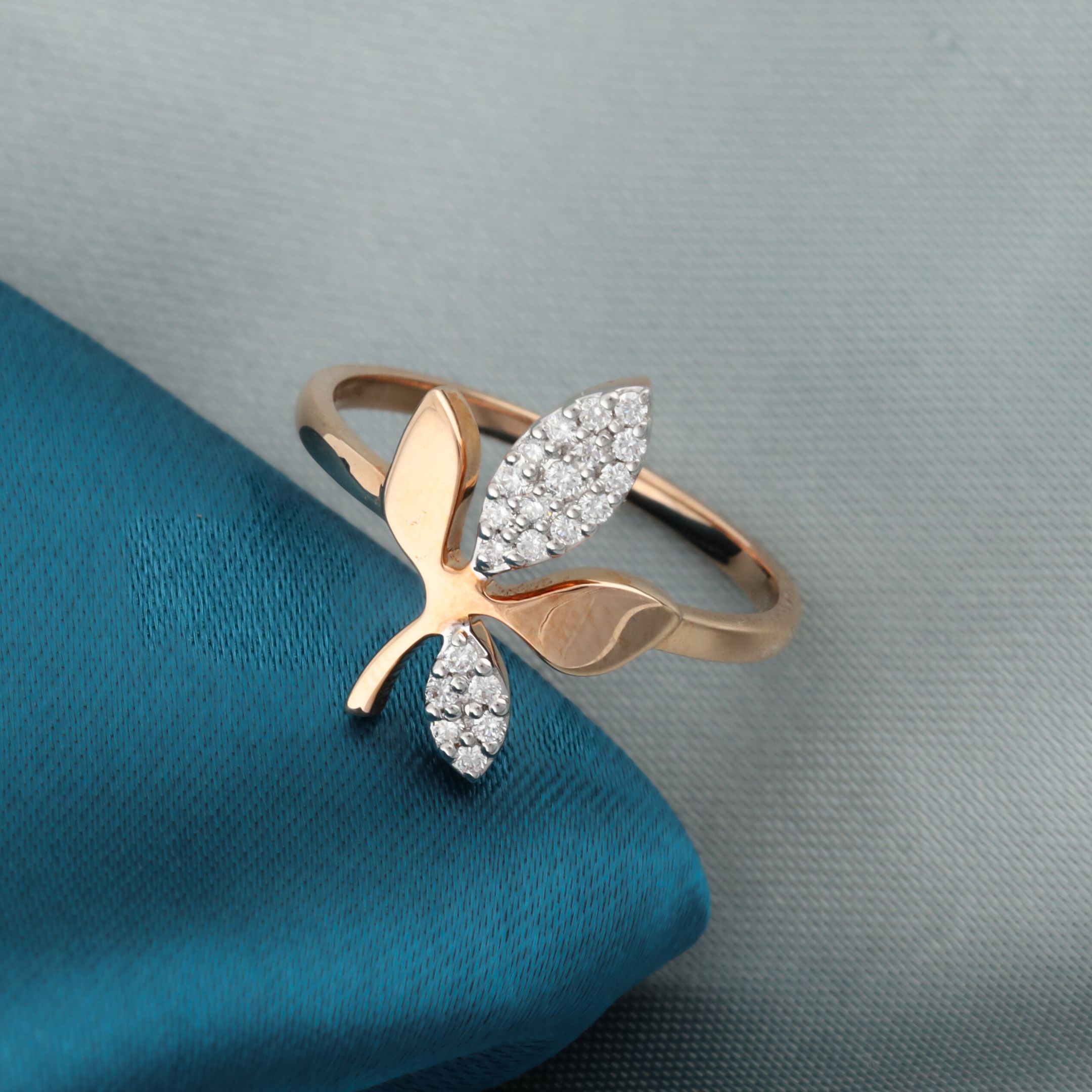 The Lefy Ring